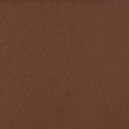 Detailaufnahme von braunem Designfilz mit sichtbarer Oberflächenstruktur