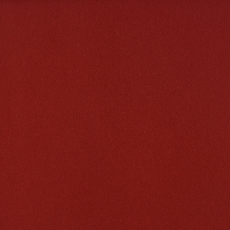 Detailaufnahme von rotem Designfilz mit sichtbarer Oberflächenstruktur